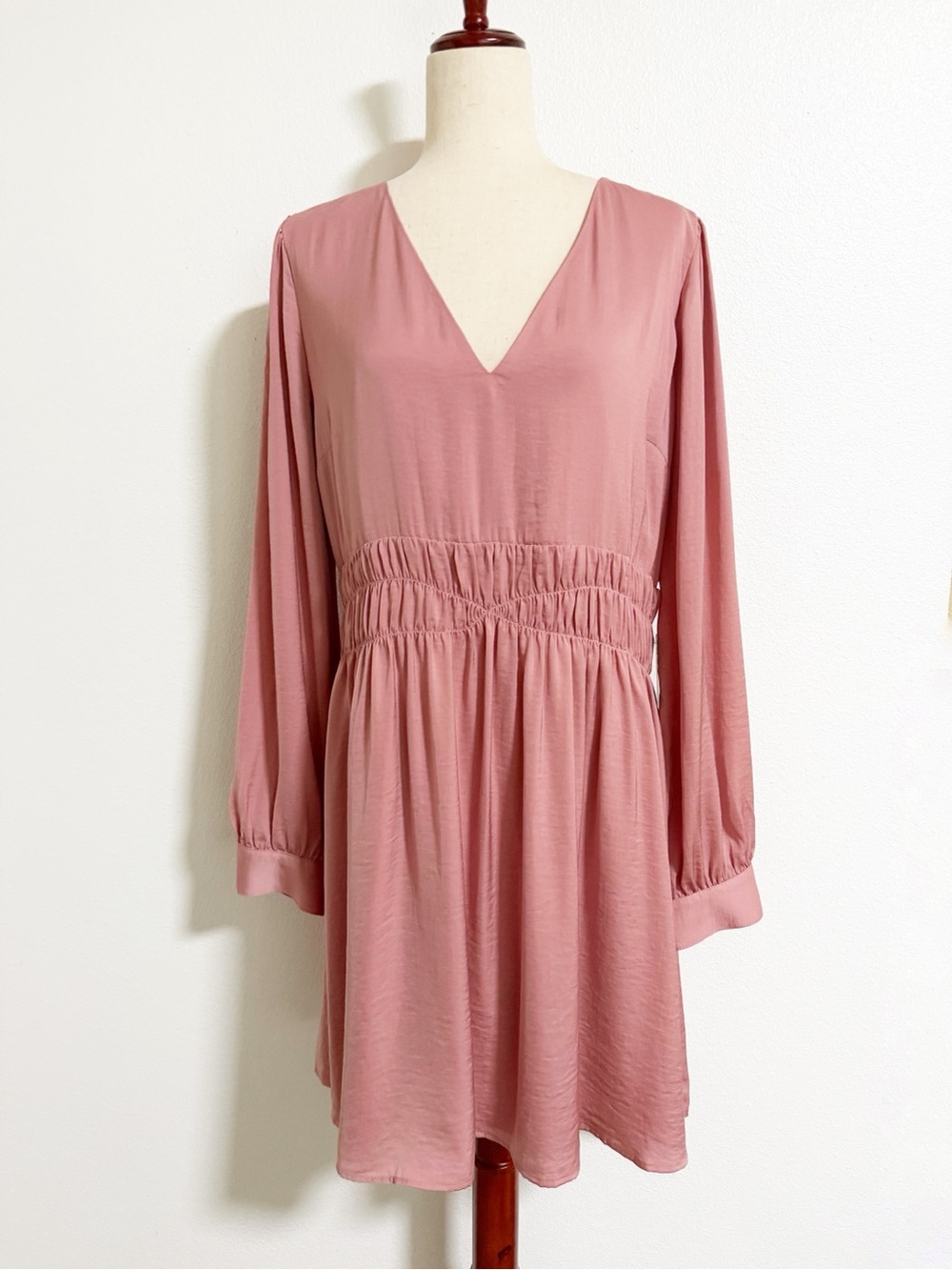 NEW Express Smocked Waist Long Sleeve Satin Dress Pink Size XL